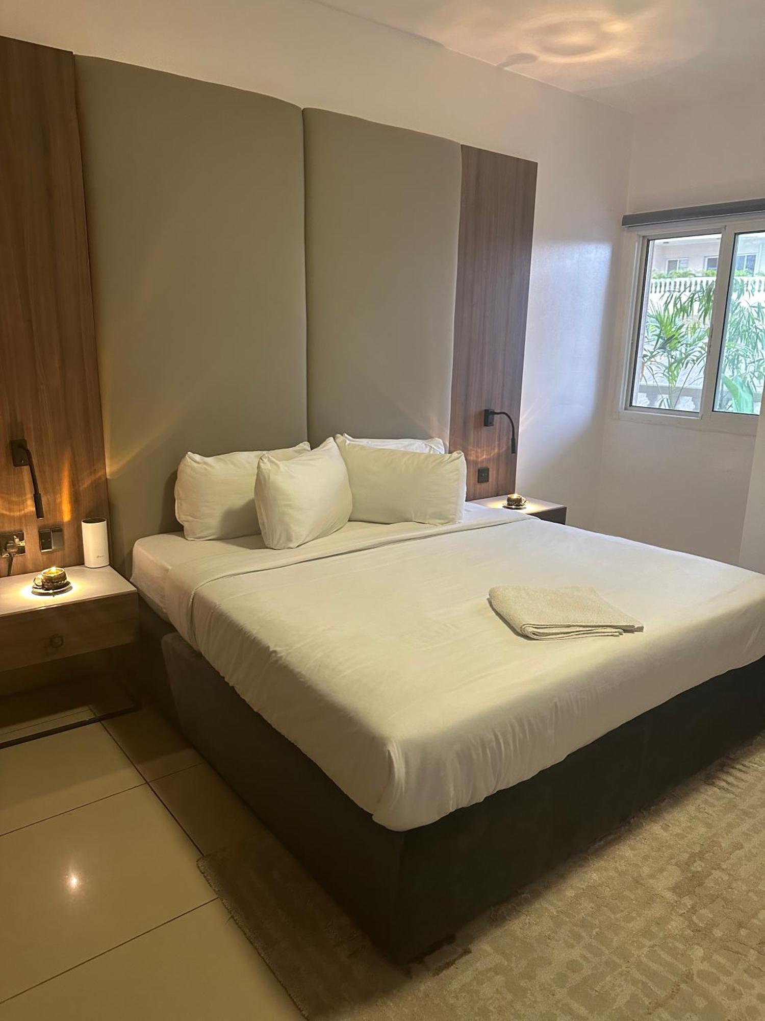 Guided Hospitality - Luxury Accommodations Lagos Luaran gambar