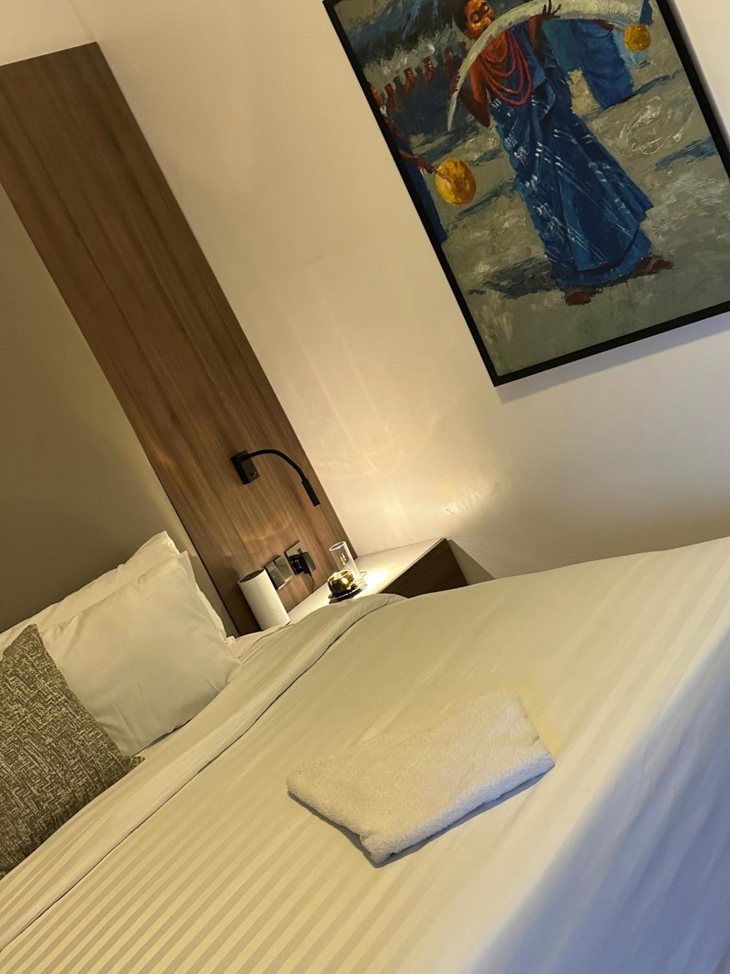Guided Hospitality - Luxury Accommodations Lagos Luaran gambar